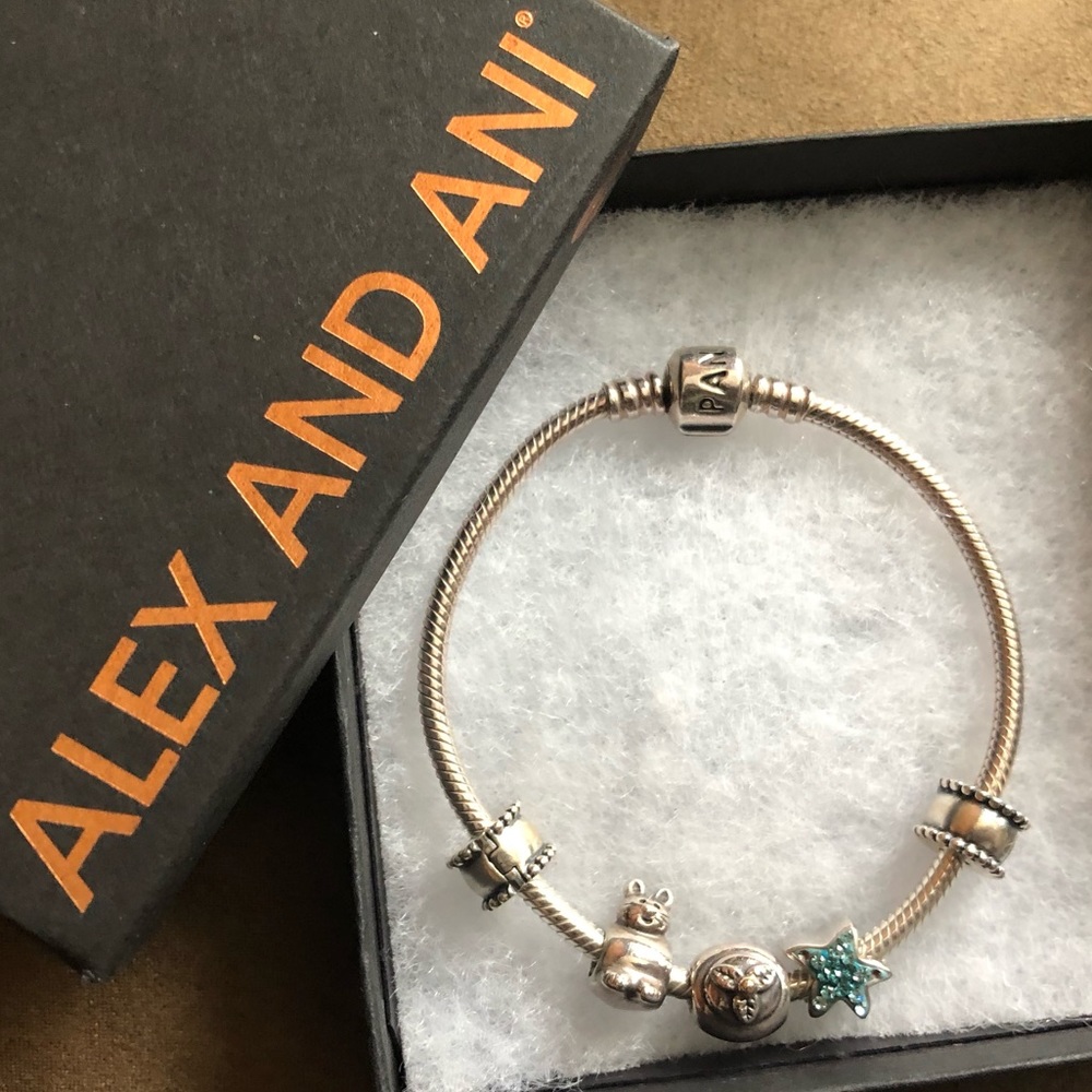 Authentic Pandora bracelet with 5 Charms